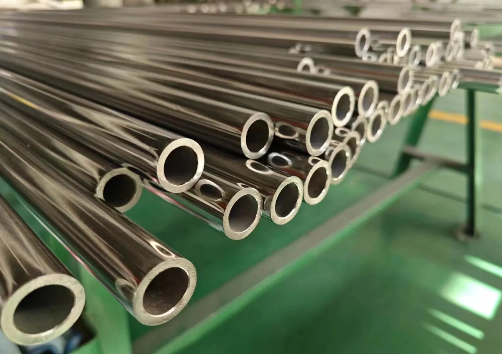 Stainless steel seamless pipe
